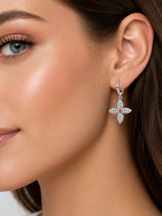Jewelry - Clover Dangle Earrings Silvertone and Rhinestones
